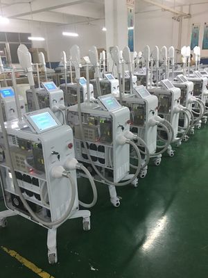 IPL θεραπείας δερμάτων ODM 4000W η συσκευή αφαίρεσης τρίχας ΕΠΙΛΈΓΕΙ τεχνολογία SHR
